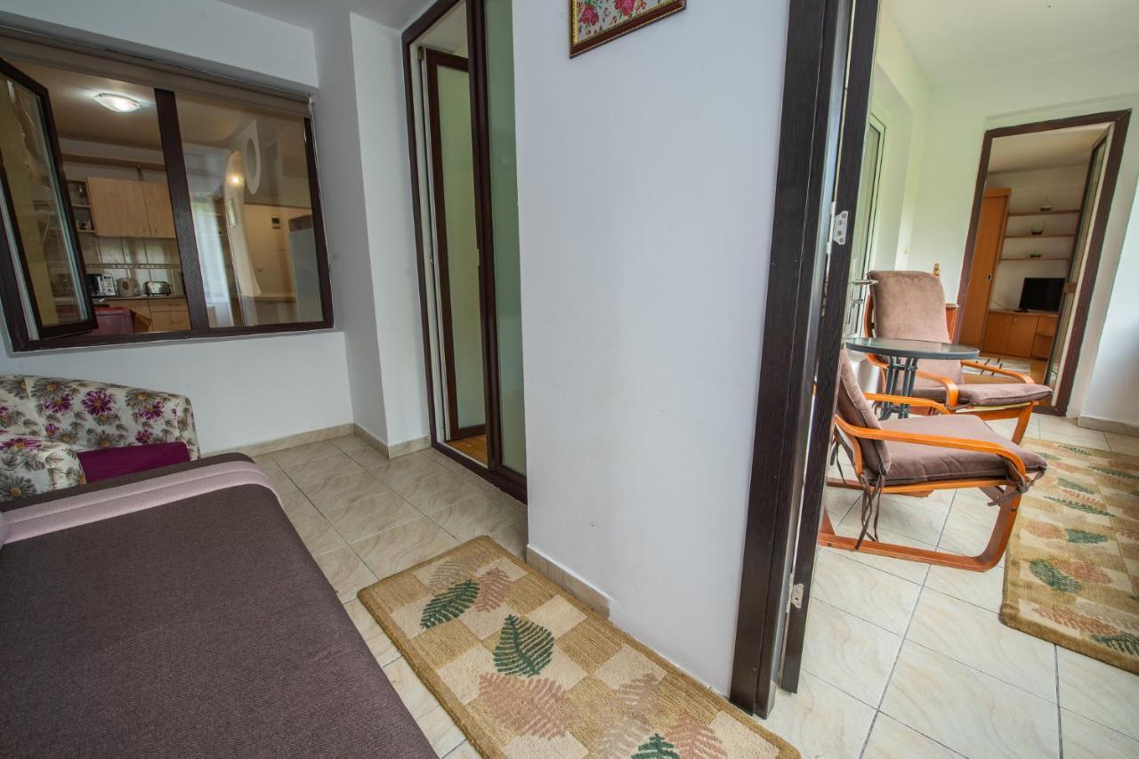 Monik Apartament Sinaia Exterior photo